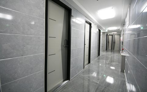 스프링클러, 소화기, 화재감지기, CCTV